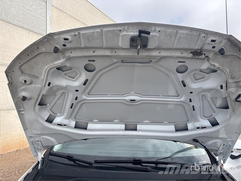 Seat Leon Automobile Kistehergépjárművek