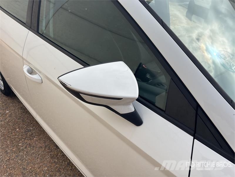 Seat Leon Automobile Kistehergépjárművek