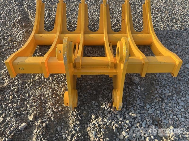 SEC 1550 mm Excavator Rake (Unused) مكابس وميبسات التبن
