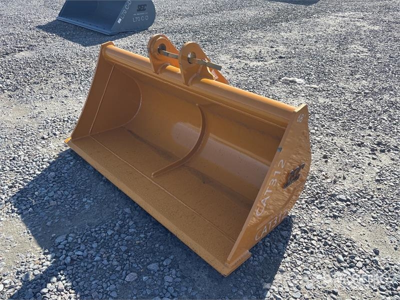 SEC 1730 mm Cleanup Excavator Bucket (Unused) Godet