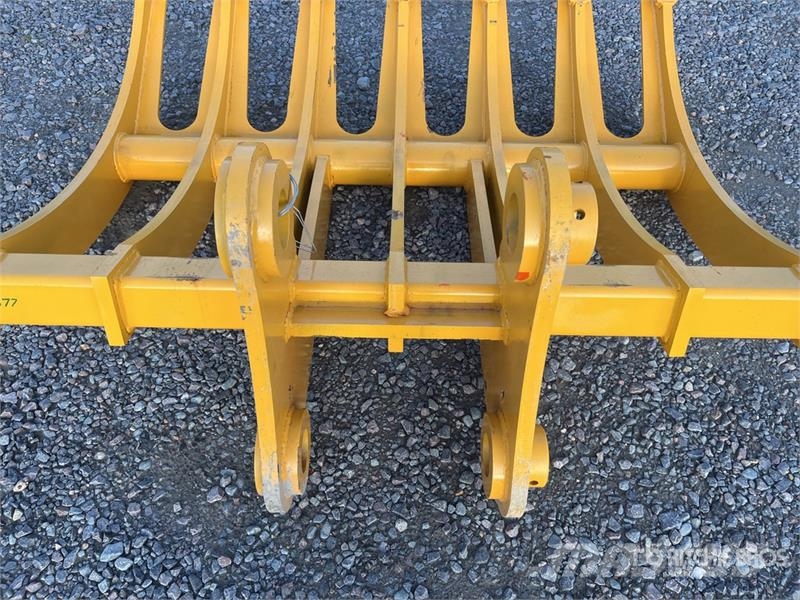 SEC 1900 mm 72" to fit Cat 330 Excavator Rake (Unused) Šieno grėbliai ir vartytuvai