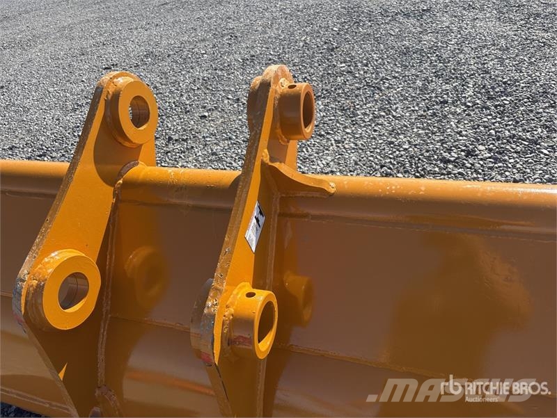 SEC 1930 mm Cleanup 76" to fit PC200 ditching Excavato Cucharones