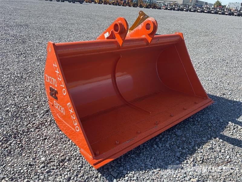 SEC 2110 mm Cleanup 83" to fit ZX270 ditching Excavato Cucharones