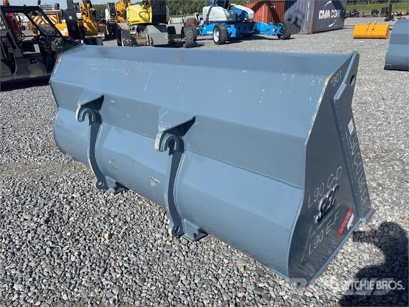 SEC 2700 mm cleanup 106" to fit L90 Wheel Loader Bucke Cucharones