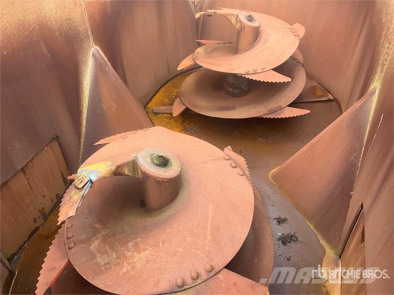 Seko VML 240 Tiger T/A Pull-Type Feed Mixer Миксер Фидери