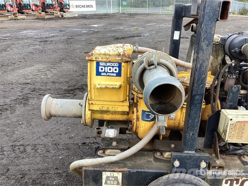 Selwood D100 Trailer-Mounted Water Pump Vattenpumpar