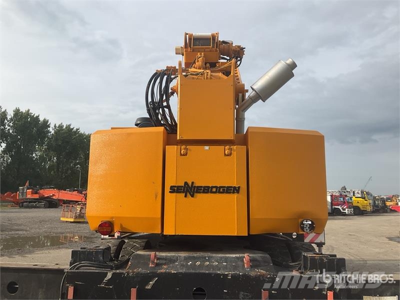 Sennebogen 630 30 t All Terrain Crane All terrain cranes