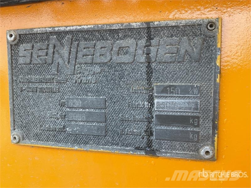 Sennebogen 630 30 t All Terrain Crane All terrain cranes