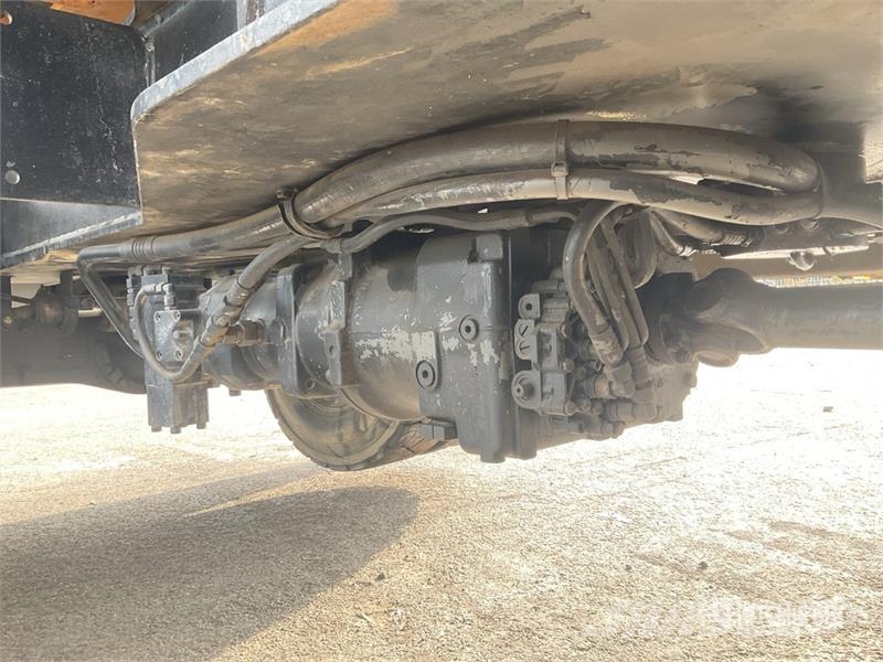 Sennebogen 630 30 t All Terrain Crane All terrain cranes