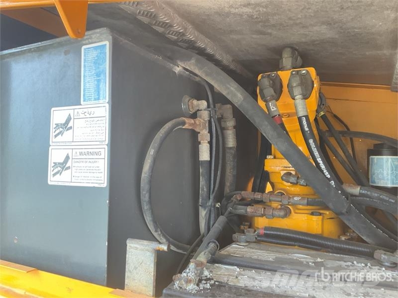 Sennebogen 630 30 t All Terrain Crane All terrain cranes