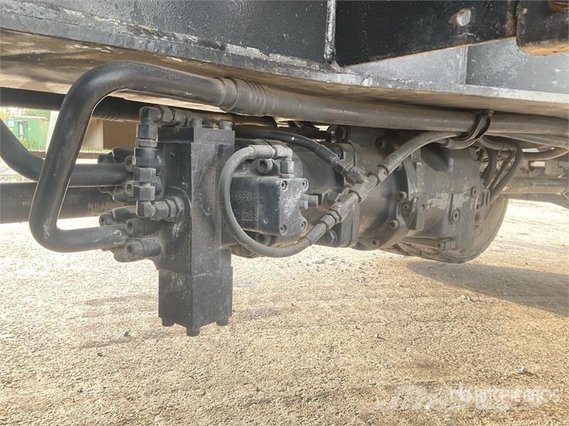 Sennebogen 630 30 t All Terrain Crane All terrain cranes