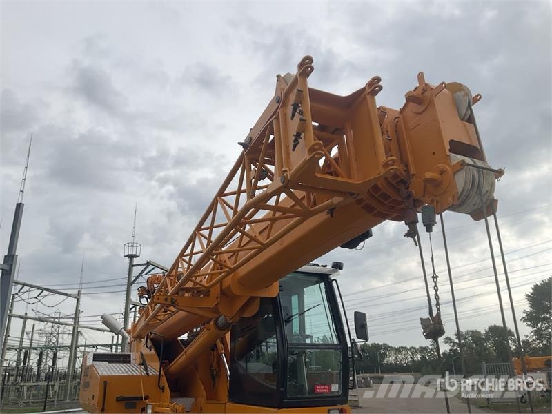 Sennebogen 630 30 t All Terrain Crane All terrain cranes