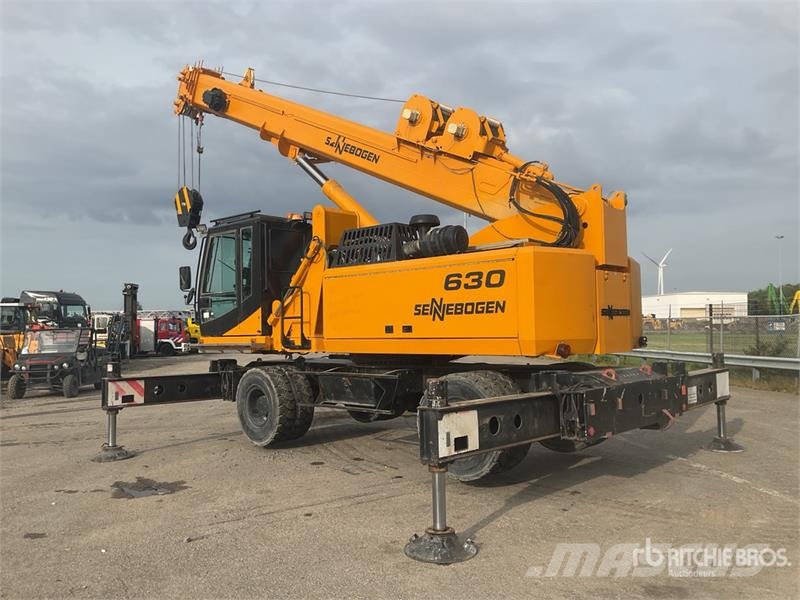 Sennebogen 630 30 t All Terrain Crane All terrain cranes