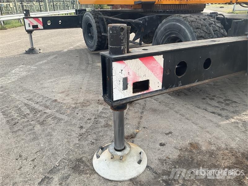 Sennebogen 630 30 t All Terrain Crane All terrain cranes