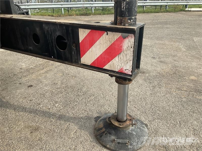 Sennebogen 630 30 t All Terrain Crane All terrain cranes