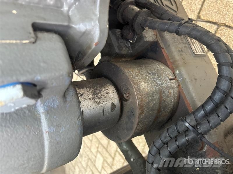 Sennebogen 818 Wheel Material Handler Stavebníctvo - ostatné
