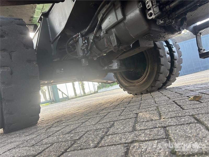 Sennebogen 818 Wheel Material Handler Stavebníctvo - ostatné