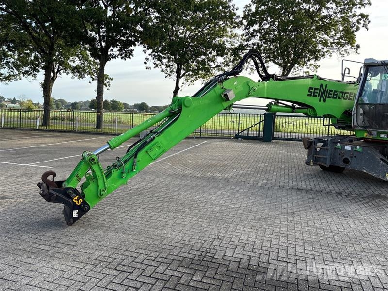Sennebogen 818 Wheel Material Handler Stavebníctvo - ostatné