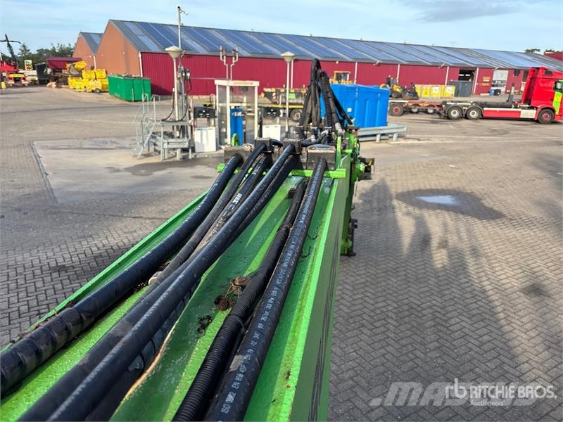 Sennebogen 818 Wheel Material Handler Stavebníctvo - ostatné