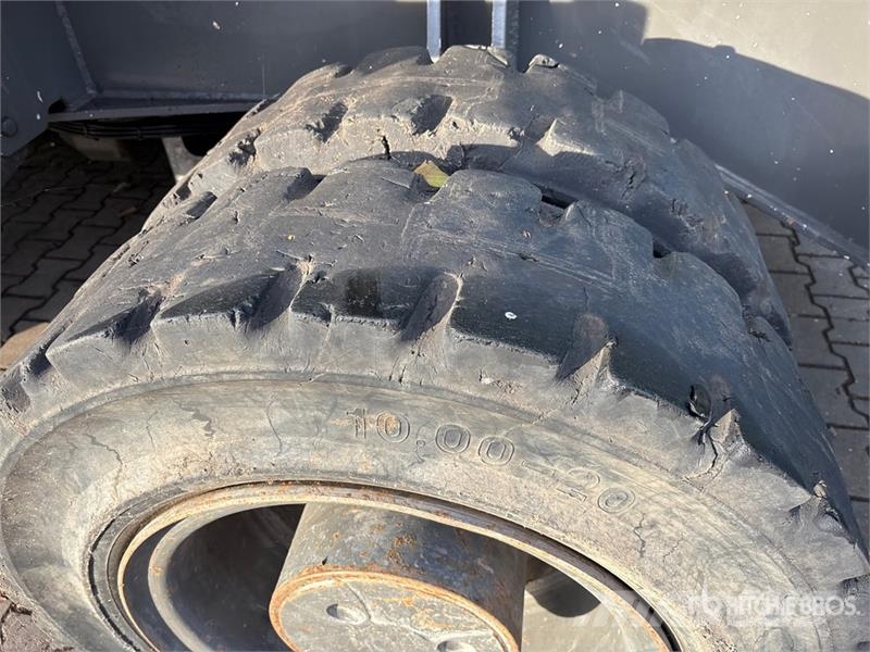 Sennebogen 818 Wheel Material Handler Stavebníctvo - ostatné