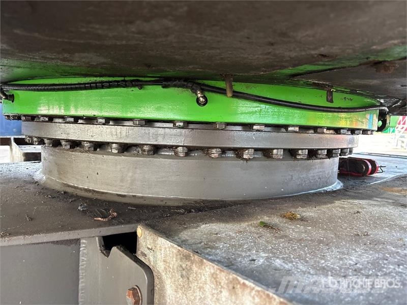 Sennebogen 818 Wheel Material Handler Stavebníctvo - ostatné
