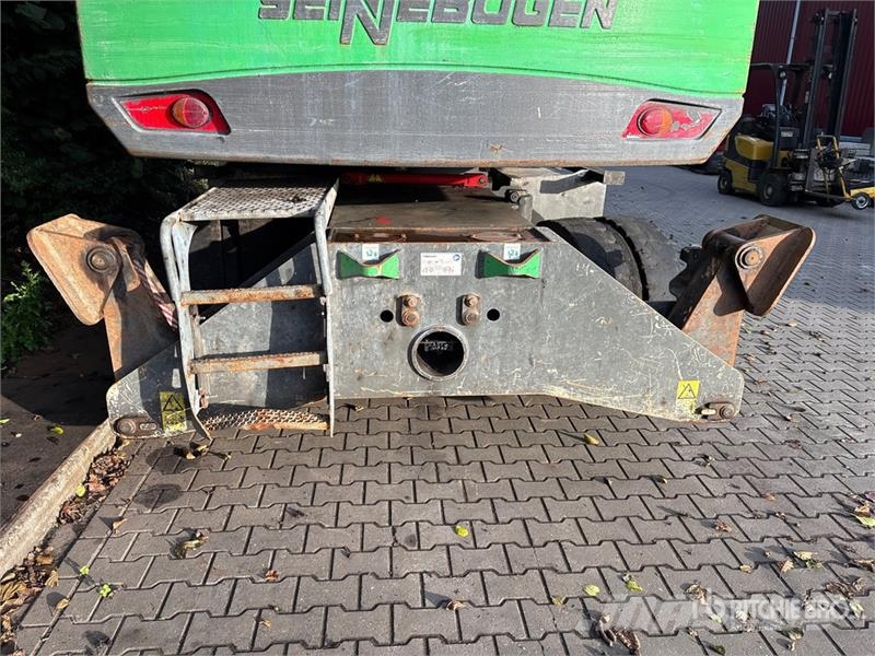 Sennebogen 818 Wheel Material Handler Stavebníctvo - ostatné