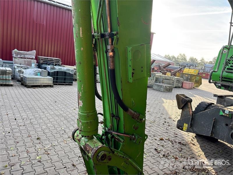 Sennebogen 818 Wheel Material Handler Stavebníctvo - ostatné