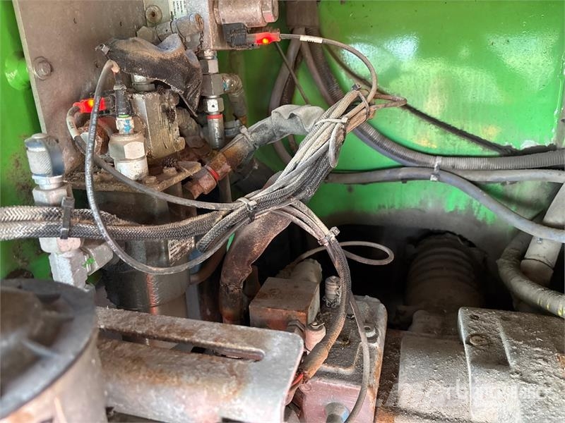 Sennebogen 818 Wheel Material Handler Stavebníctvo - ostatné