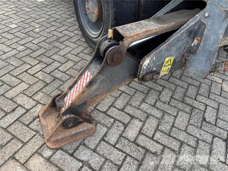 Sennebogen 818 Wheel Material Handler Stavebníctvo - ostatné