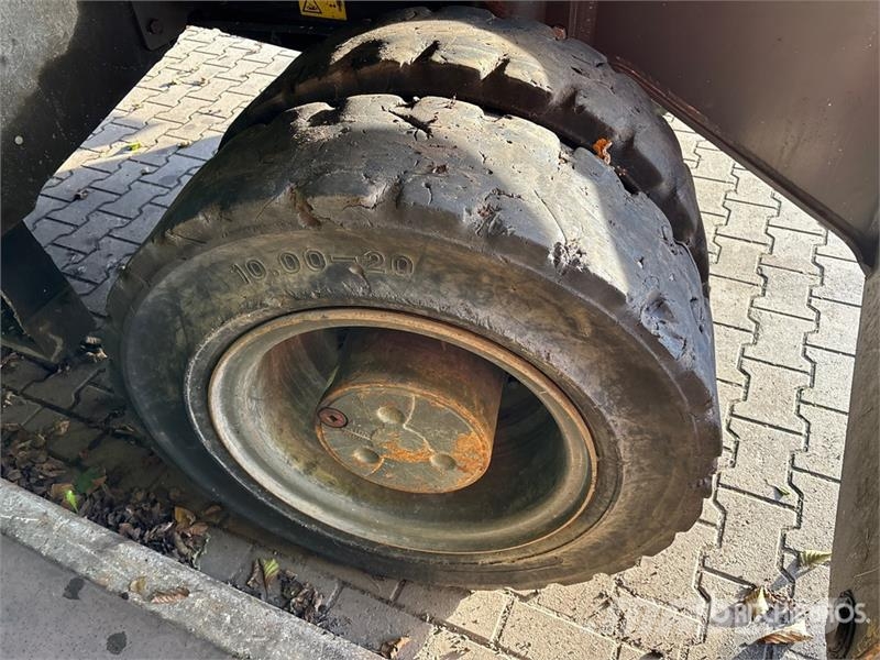 Sennebogen 818 Wheel Material Handler Stavebníctvo - ostatné