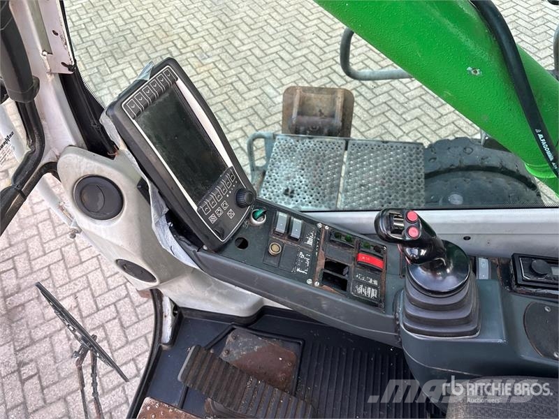 Sennebogen 818 Wheel Material Handler Stavebníctvo - ostatné