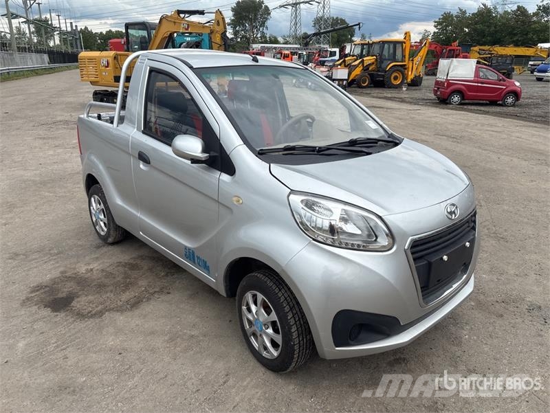 ShiFeng SFDS2D 4x2 Electric Mini Pickup (Inoperable) Andre varebiler