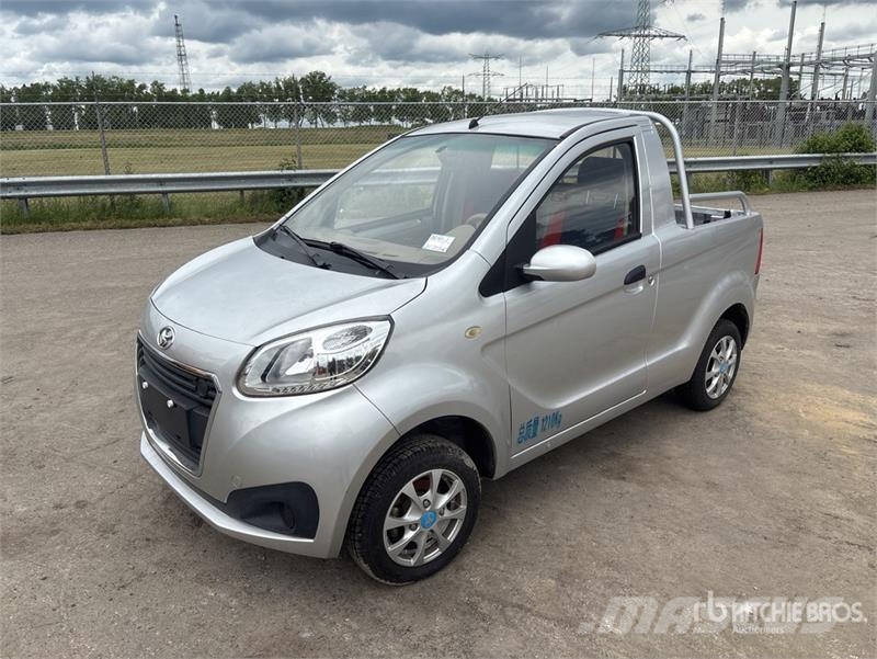 ShiFeng SFDS2D 4x2 Electric Mini Pickup (Inoperable) Andre varebiler