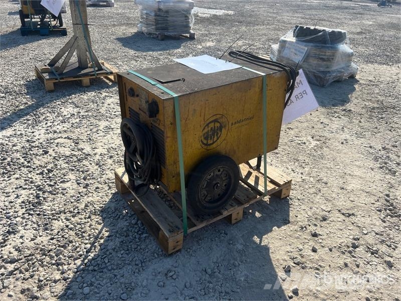  Silarc 200A Welding Machine Wire Feeder Keevitusagregaadid
