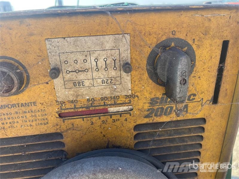  Silarc 200A Welding Machine Wire Feeder Keevitusagregaadid