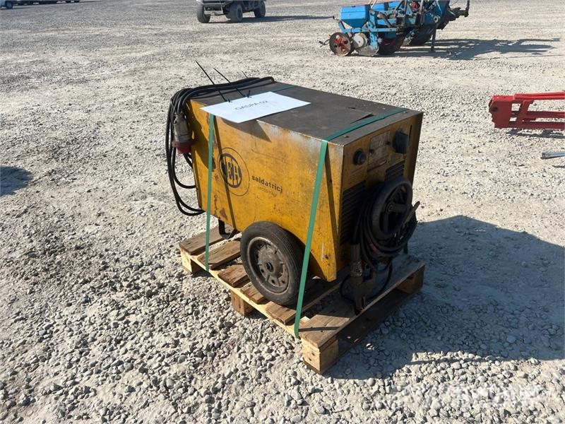  Silarc 200A Welding Machine Wire Feeder Keevitusagregaadid