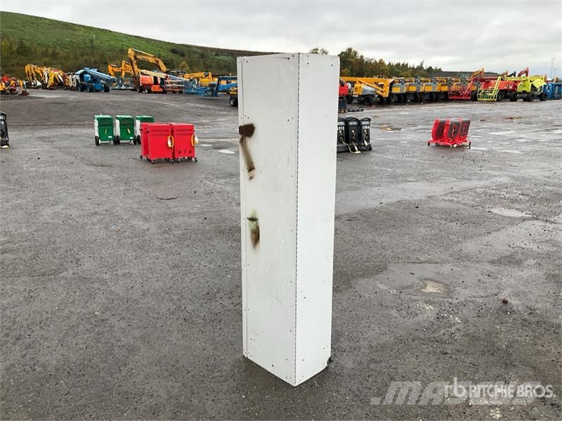  Silverline Tool Cabinet Maszyny budowlane - Inne