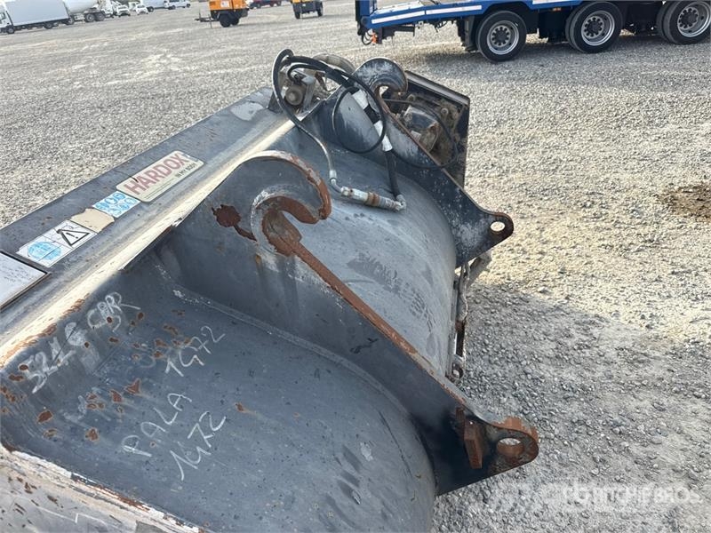 Sima S75 Wheel Loader Bucket دلاء