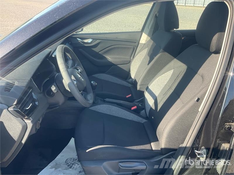 Skoda Kamiq 1.0 TSI 70 KW Essence Automobile Cars
