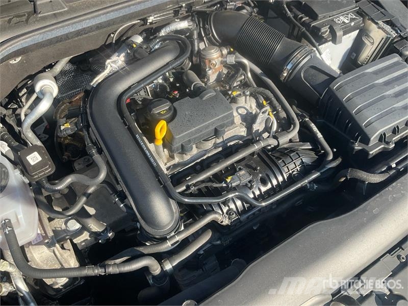 Skoda Kamiq 1.0 TSI 70 KW Essence Automobile Cars