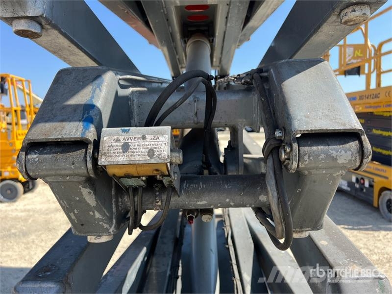 SkyJack 3226 Electric Scissor Lift Підйомники-ножиці