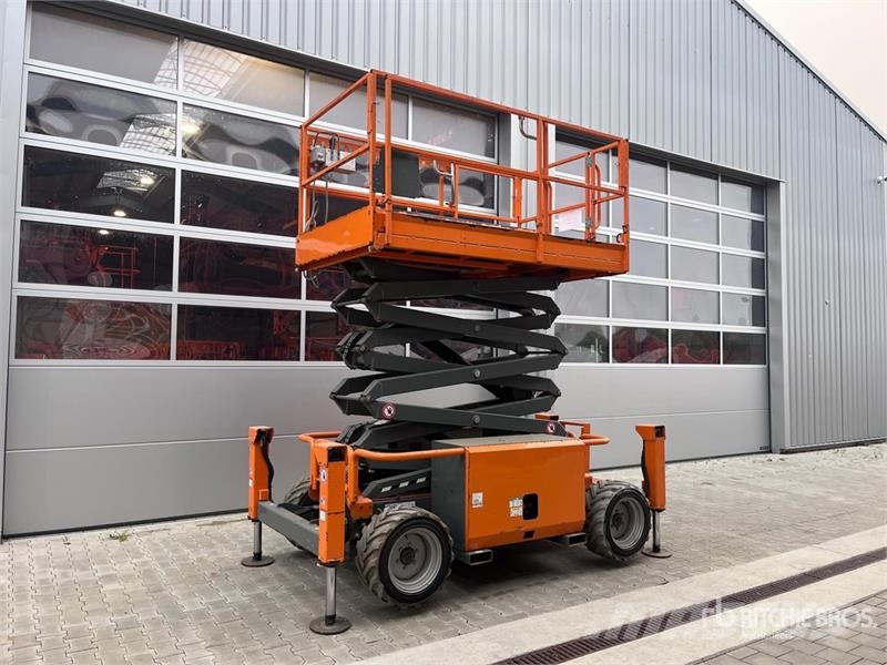 SkyJack 6832RTE Electric Scissor Lift Šķerveida pacēlāji