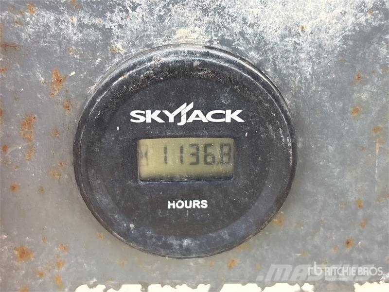 SkyJack Diesel Scissor Lift Scheren-Arbeitsbühnen