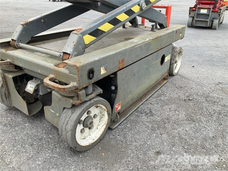 SkyJack SJ 3219 Electric Electric Scissor Lift Käärtõstukid