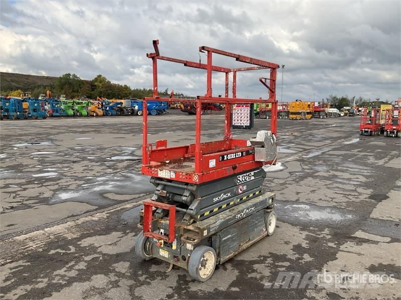 SkyJack SJ 3219 Electric Scissor Lift Šķerveida pacēlāji