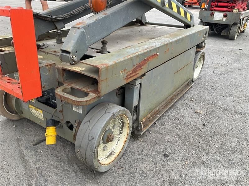 SkyJack SJ 3219 Electric Electric Scissor Lift Käärtõstukid