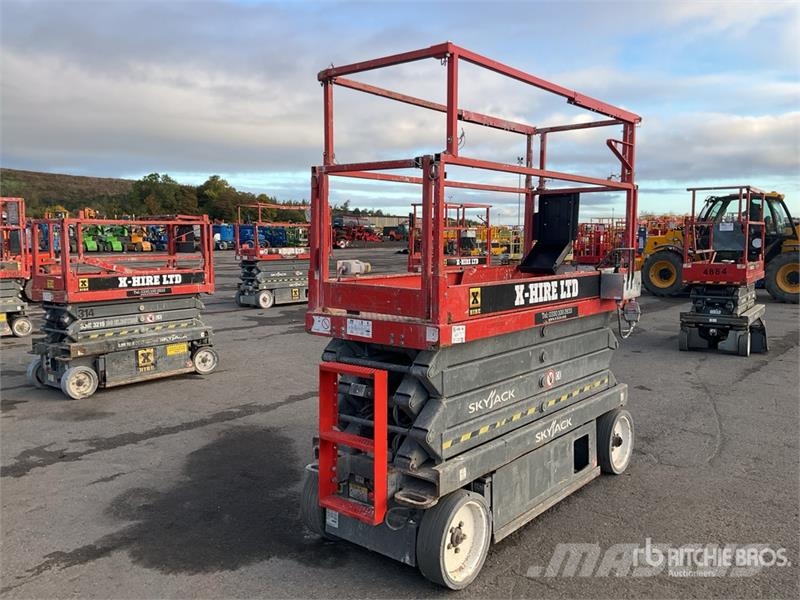 SkyJack SJ 3226 Scissor Lift 剪式升降機