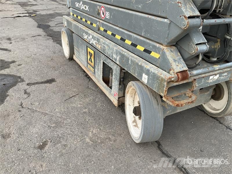SkyJack SJ 3226 Scissor Lift 剪式升降機
