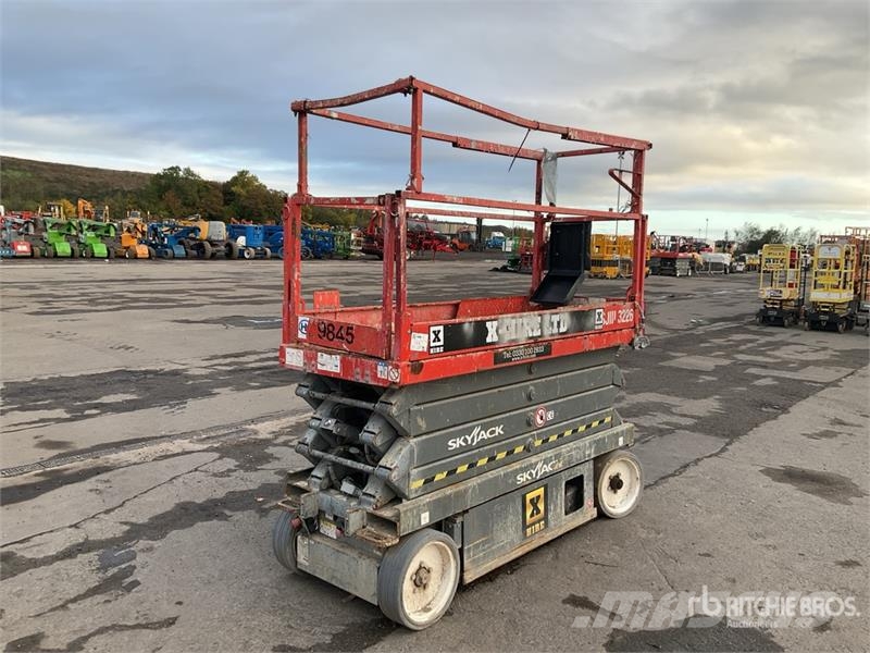SkyJack SJ 3226 Scissor Lift 剪式升降機