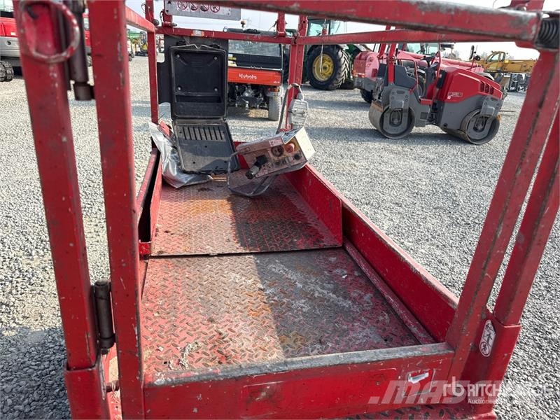 SkyJack SJ III 3215 Electric Scissor Lift (Inoperable) Elevadores de tesoura